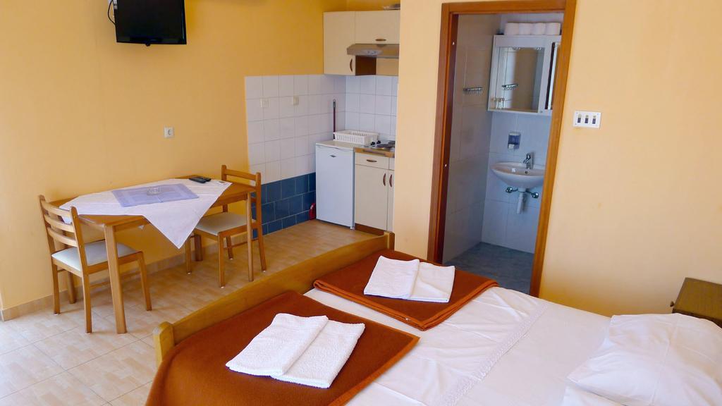 Apartments Maestral Светий Петар Номер фото